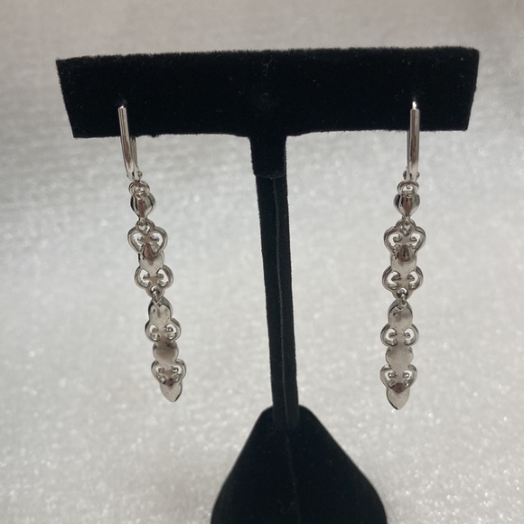 NWOT - Elegant Long Drop Style Crystal & Pearl Silvertone Heart Shaped Earrings - Picture 5 of 9